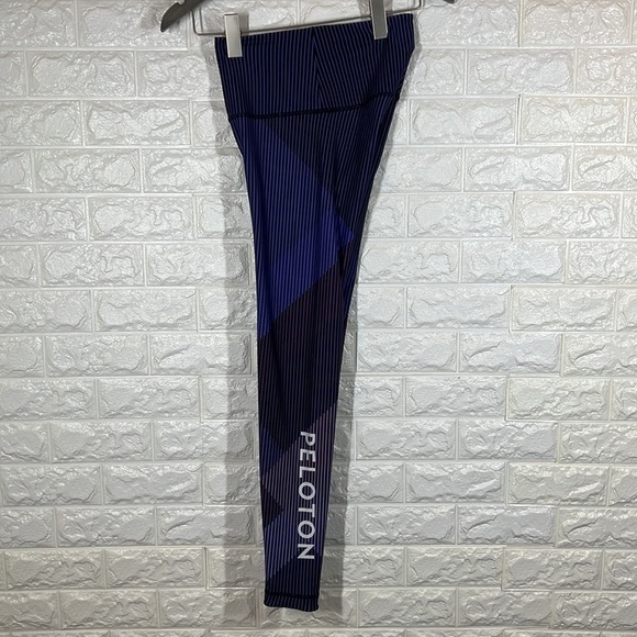 WITH Peloton Array of Color Leggings S - Picture 2 of 5